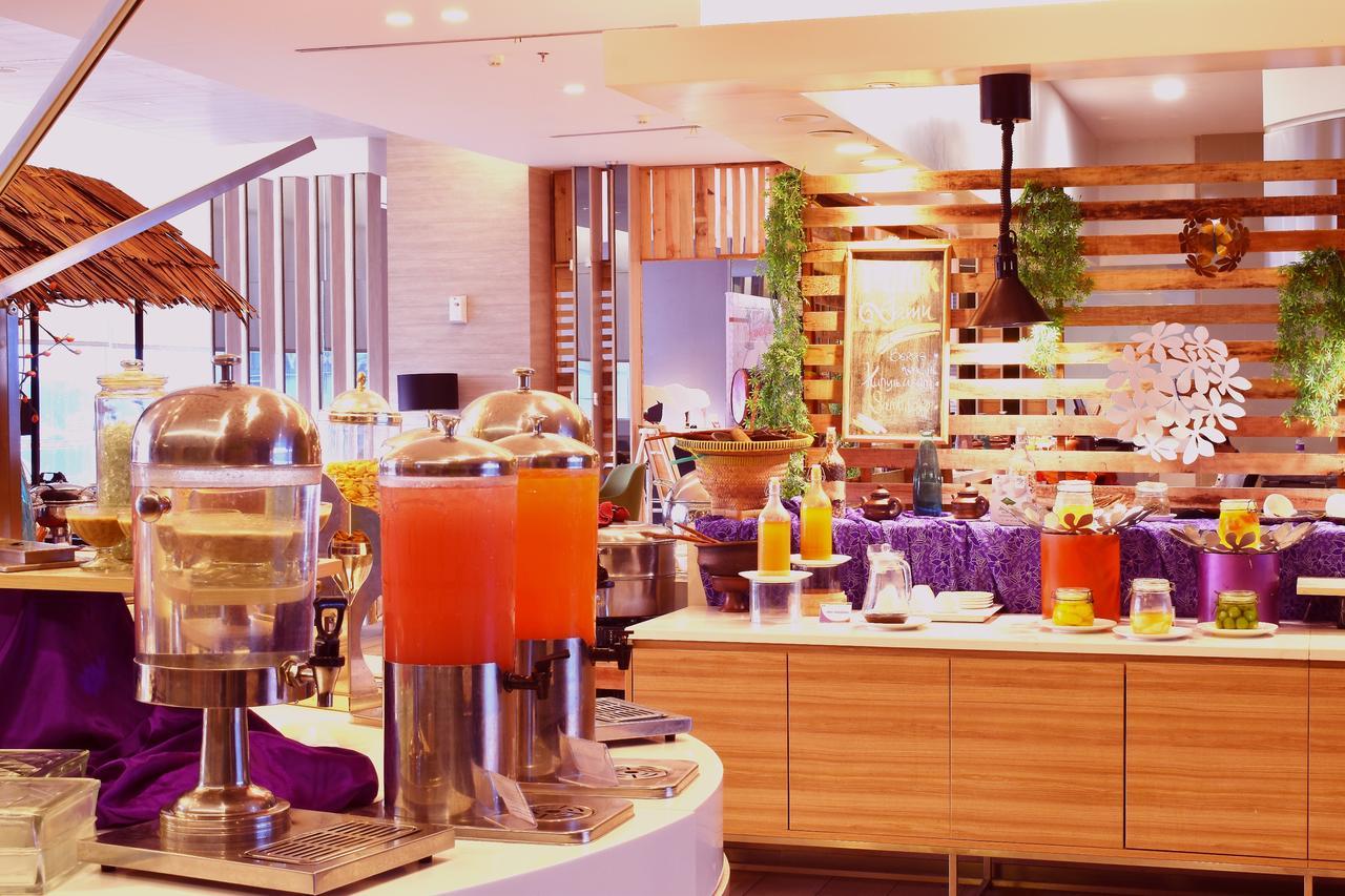 Fox Hotel Pekanbaru Exteriér fotografie