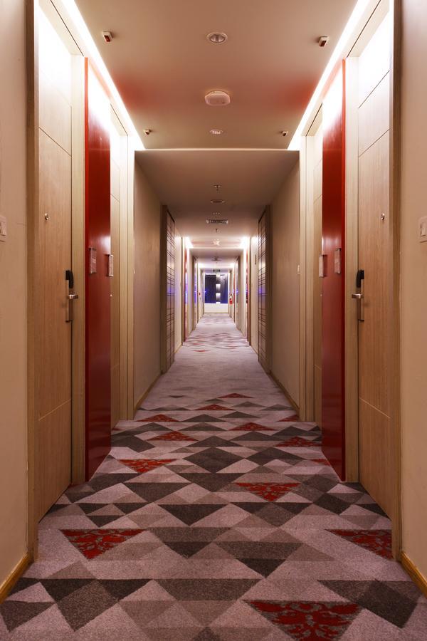 Fox Hotel Pekanbaru Exteriér fotografie