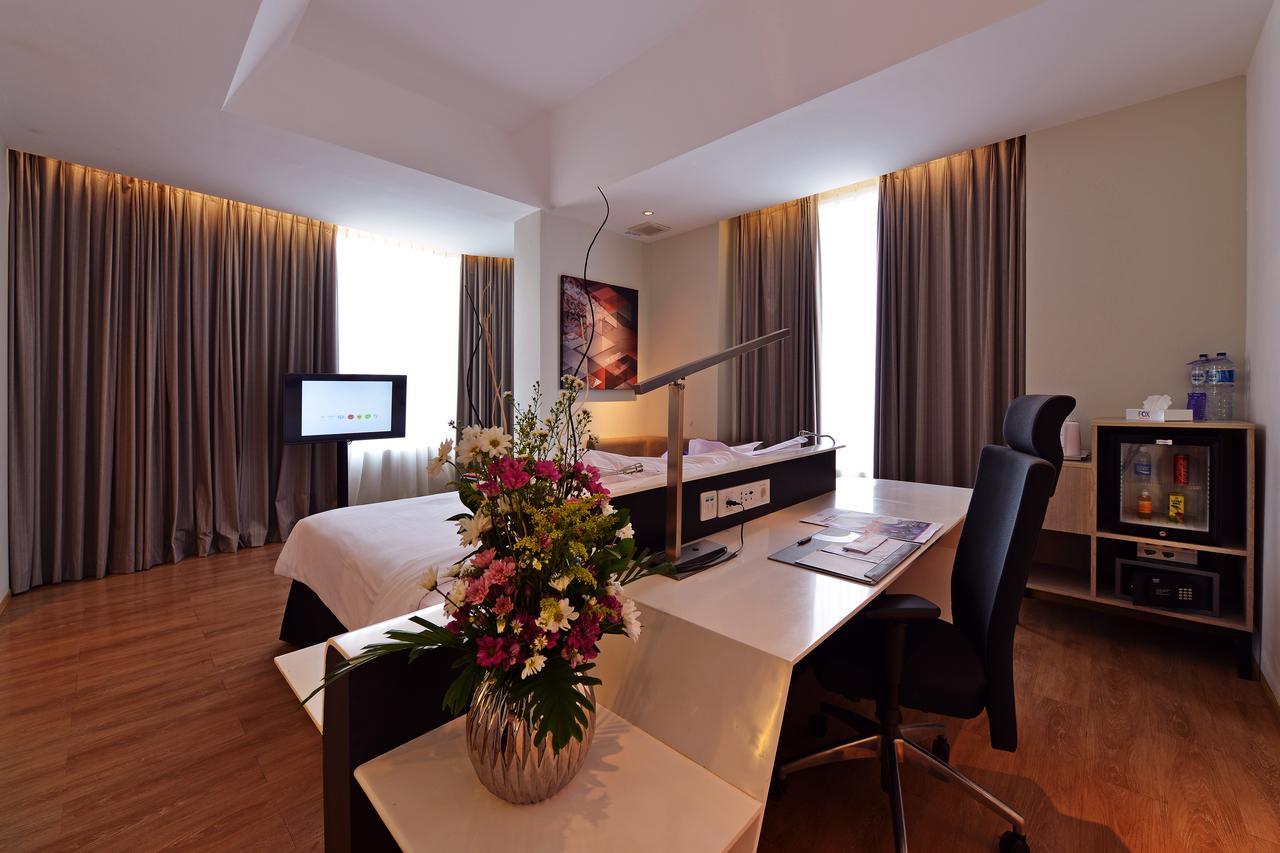 Fox Hotel Pekanbaru Exteriér fotografie